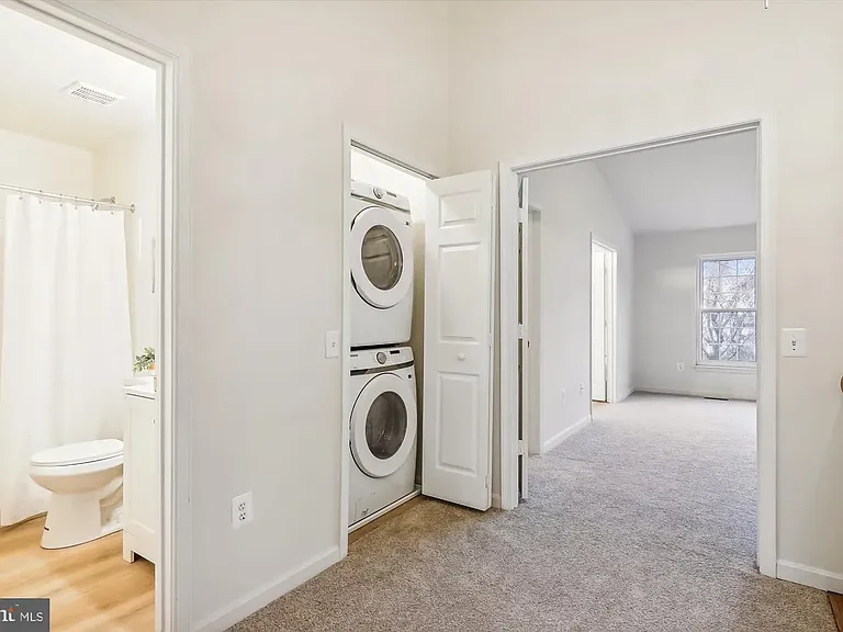 12407 Carters Grove Pl — Photo 15