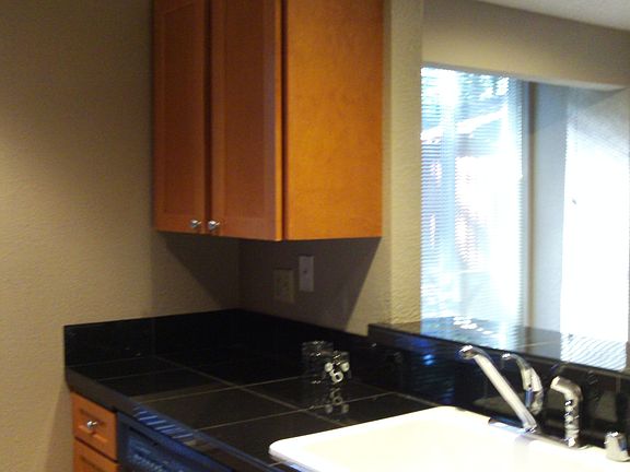 3rd image of 14622 NE 30th Pl APT A18
