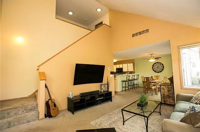 6155 Courtly Alcove #A — Photo 2