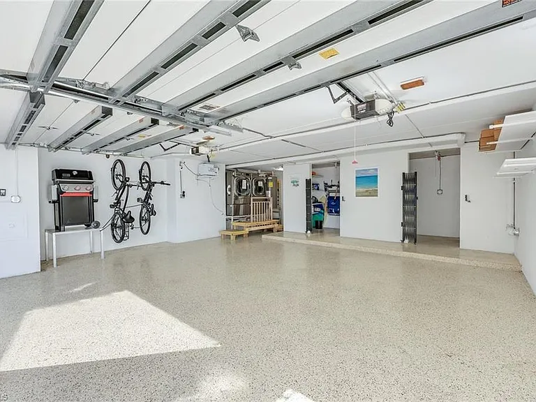2211 Gulf Shore Blvd N #C4 — Photo 19
