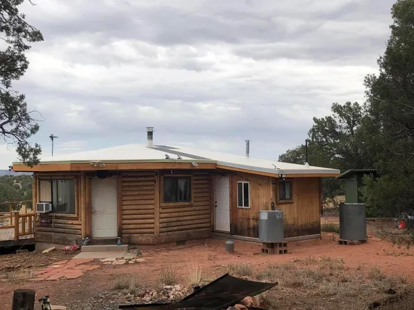 56539 N El Parque Ln, Seligman, AZ 86337