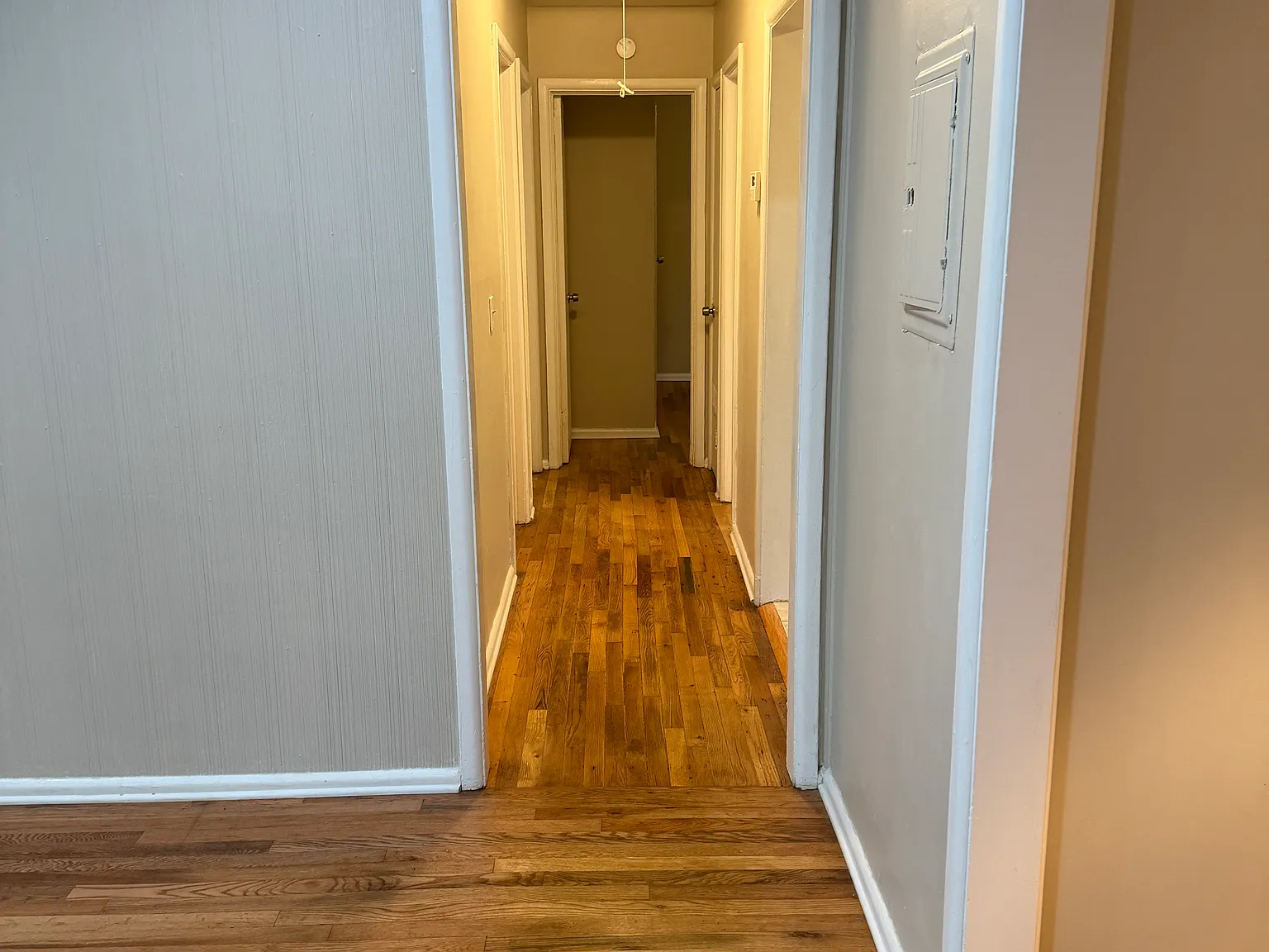 3 bed, 1026 sqft, $2,200 — Photo 4