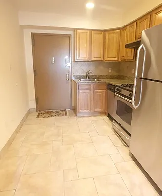 Rented by NY Space Finders Inc. | media 18