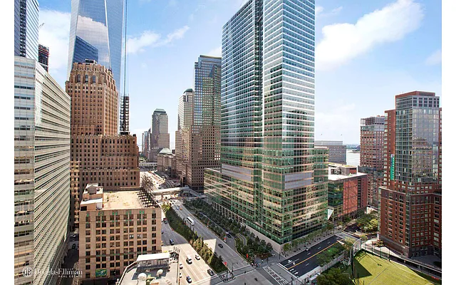 Rented by Douglas Elliman | media 22