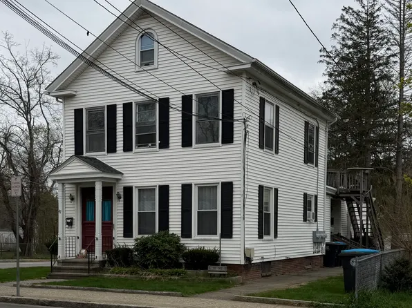 47 Everett St #1-F, Southbridge, MA 01550