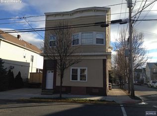 74 Mercer St, Wallington, NJ 07057