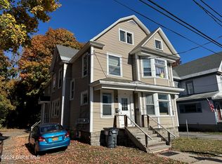 8 Lawrence St, Glens Falls, NY 12801