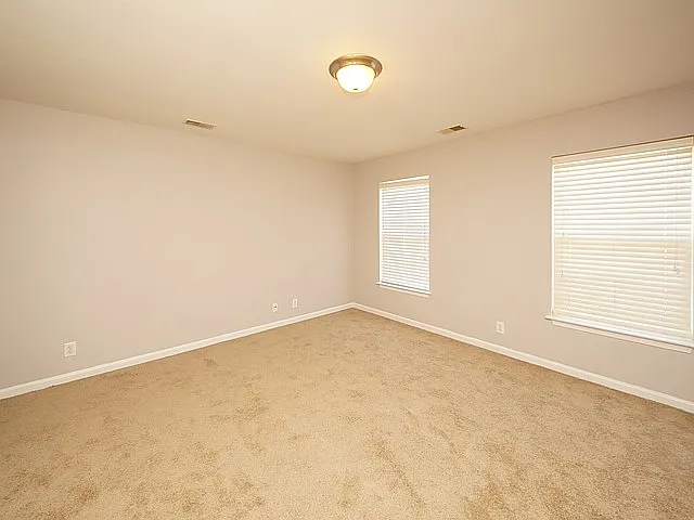 1218 Vistiana Dr — Photo 9