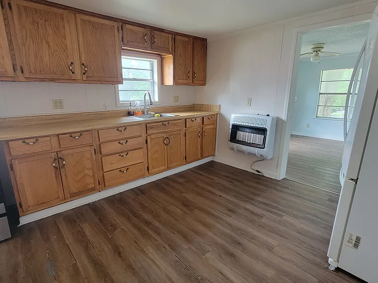 1024 Park Ave — Photo 24