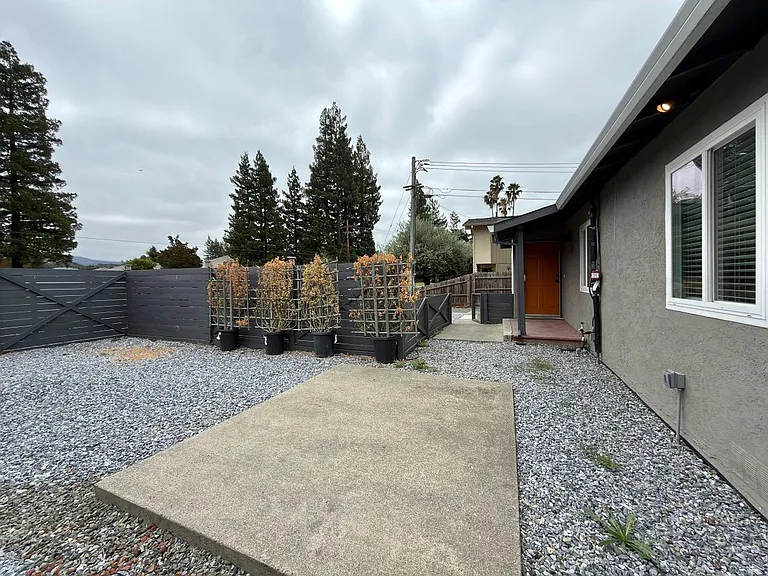 2831-2839 Soscol Ave — Photo 3
