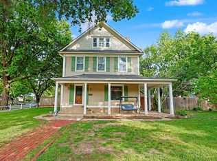 256 N Roosevelt Ave, Wichita, KS 67208