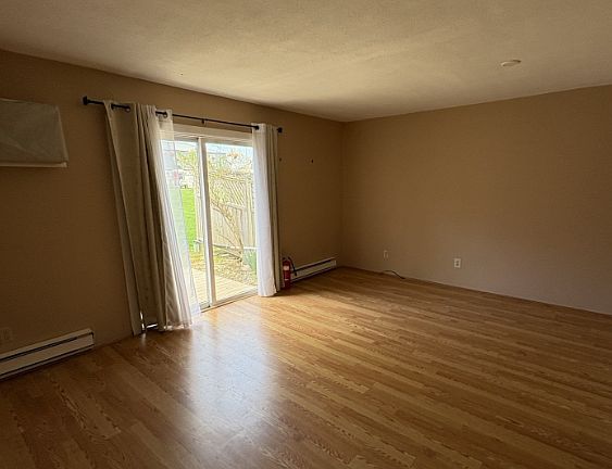 3rd image of 170 E Hadley Rd Unit 44-1