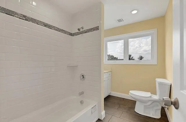 805 Saint Johns Ave — Photo 20