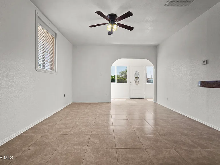 209 N Seville Dr #A — Photo 17