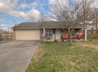 7500 Bathsheeba Ln, Corryton, TN 37721