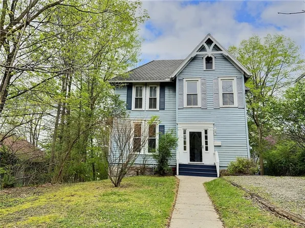 116 Schuyler Pl, Ithaca, NY 14850