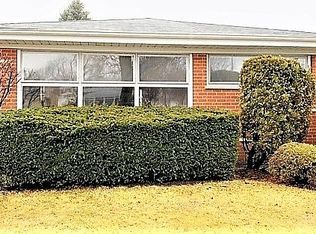 9022 Meade Ave, Morton Grove, IL 60053