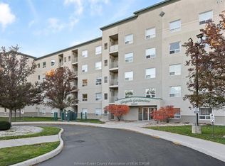 5000 Wyandotte St E #309, Windsor, ON N8Y 5B8