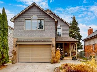 29420 Grandview St, Harrison Township, MI 48045