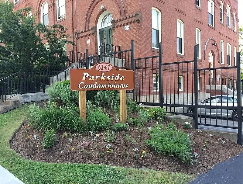 1 bed, 1.0 bath, 400 sqft, $1,020 — Photo 1