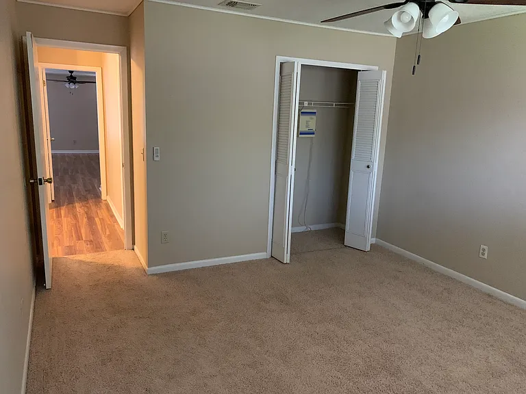 1536 N Carolwood Blvd — Photo 42