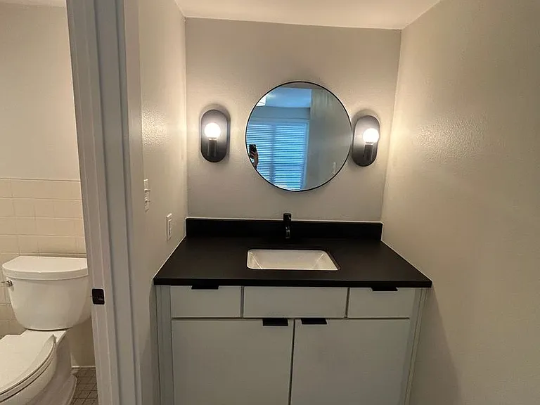 Oak Park Apartments — Photo 30