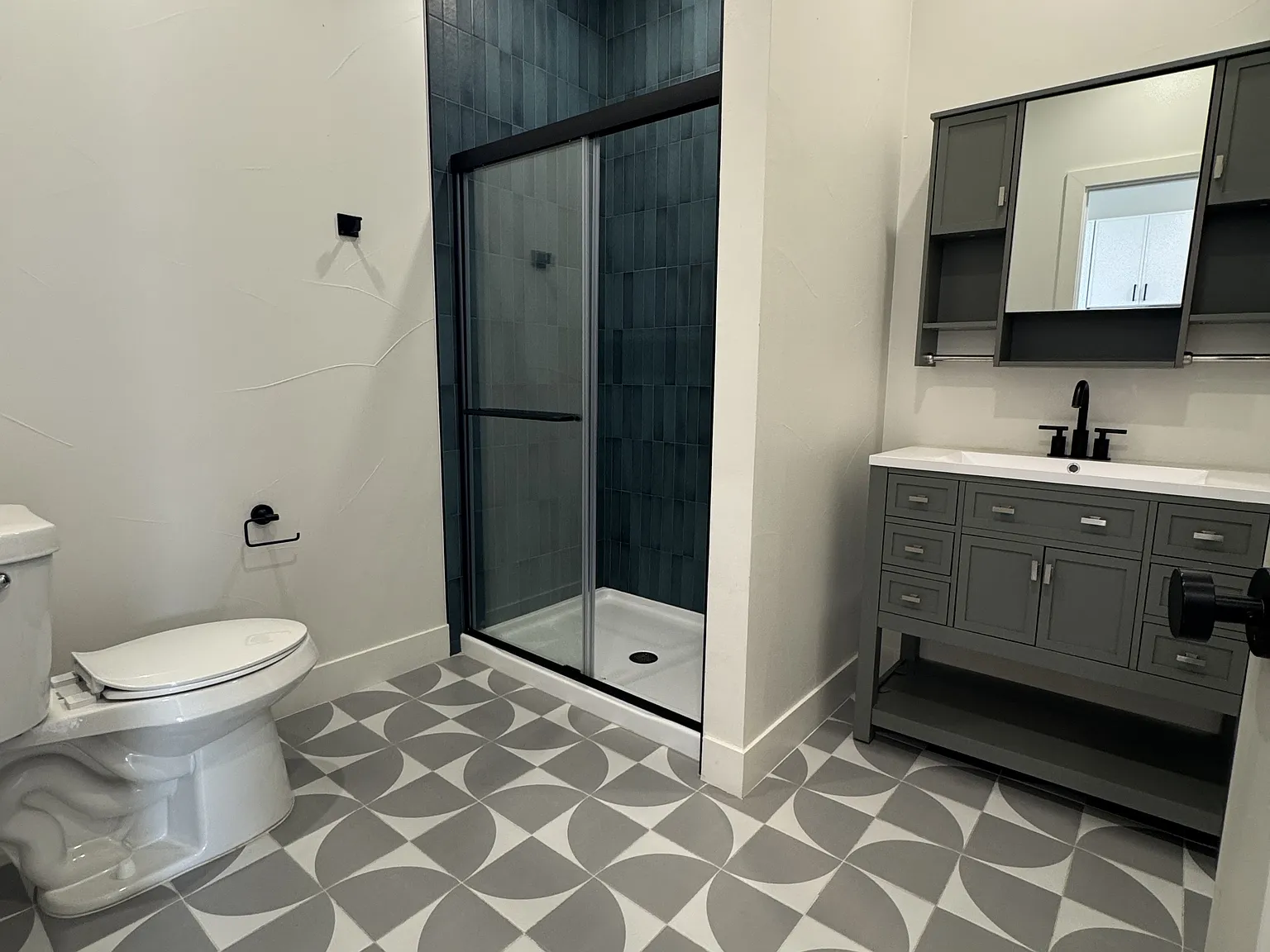 717 West 9th Avenue - 1 — Photo 3