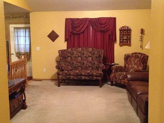 3rd image of 2430 Shelby Dr
