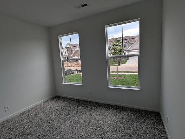 6310 Lobelia Ct — Photo 7