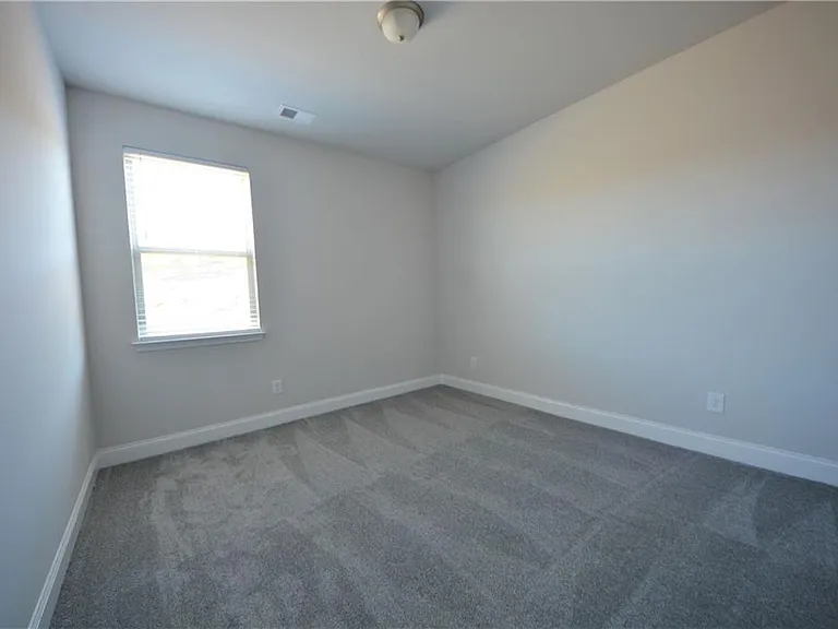 246 Hellen Valley Dr — Photo 16