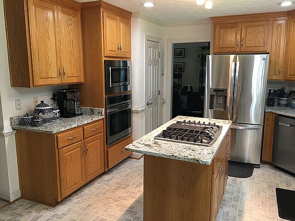 New appliances and granite