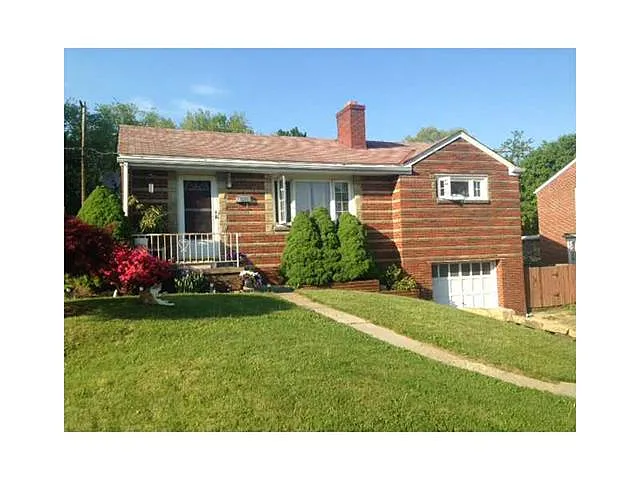 461 Macassar Dr photo 1