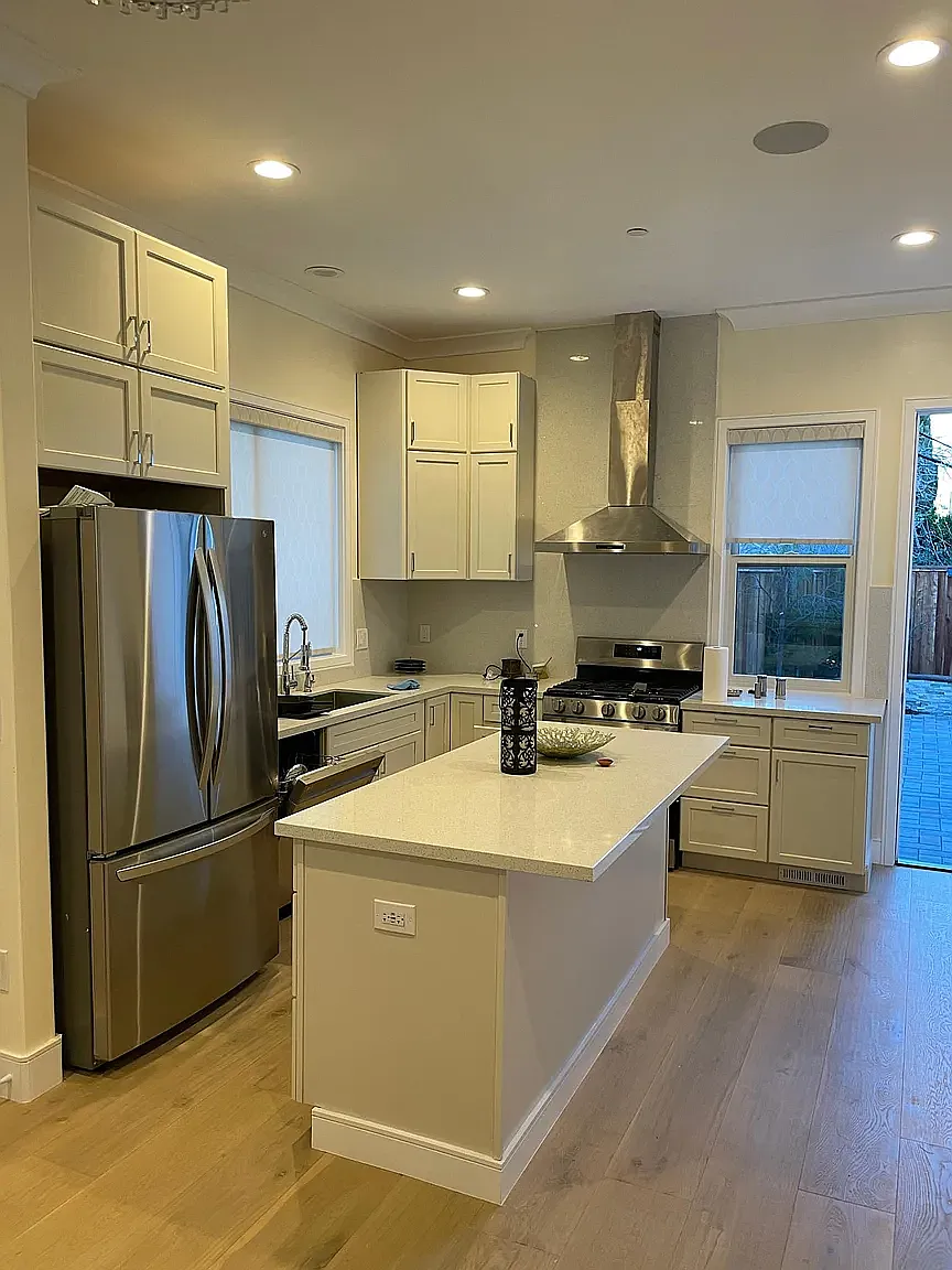 2 bed, 750 sqft, $3,800 — Photo 4