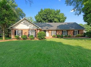 707 Ironwood Dr, Bowling Green, KY 42103
