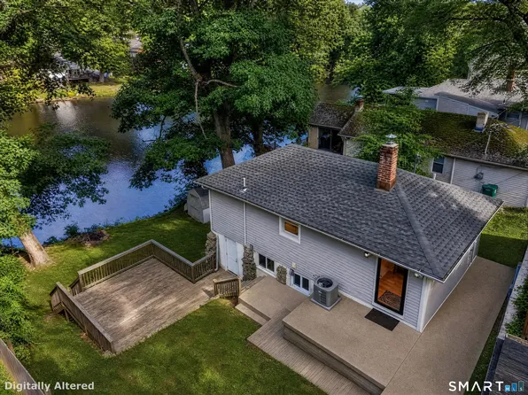 33 Circle Drive, Stratford, CT 06614