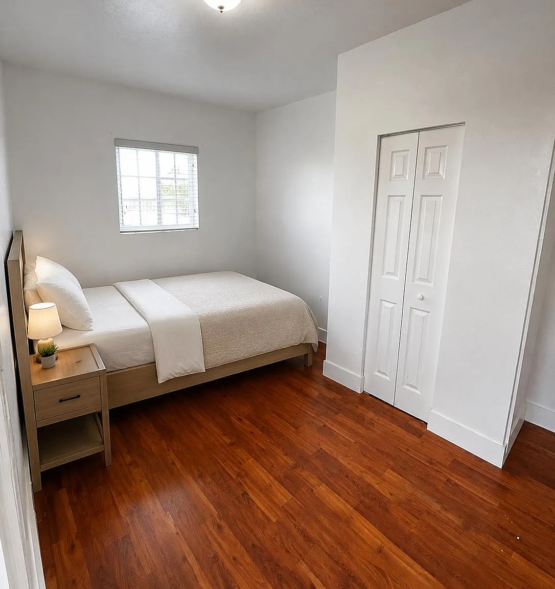 1 bed, 1.0 bath, 403 sqft, $2,209 — Photo 1