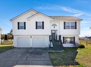 47 Spring Place Dr, Fort Oglethorpe, GA 30742