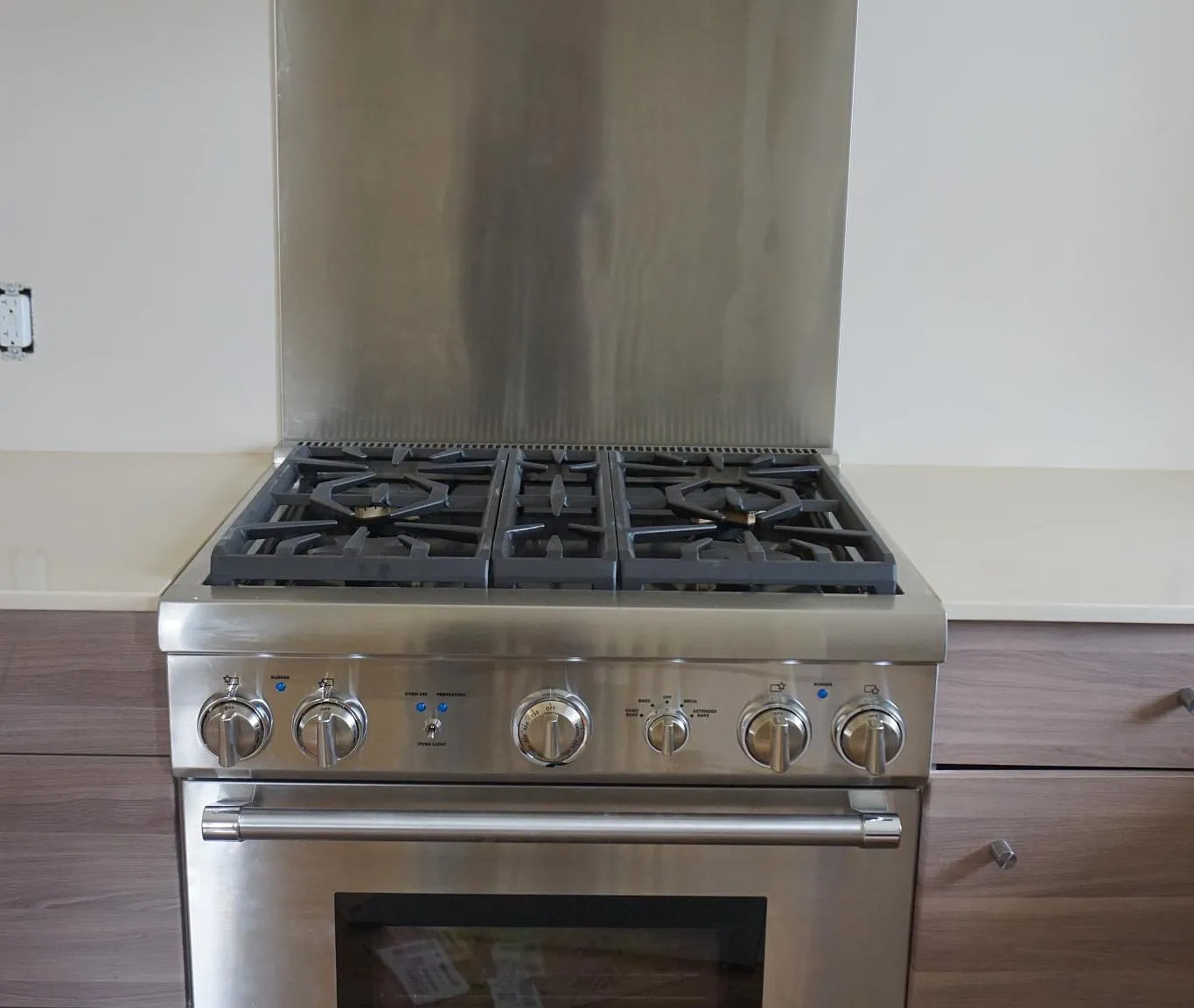 3 bed, 1400 sqft, $3,300 — Photo 3