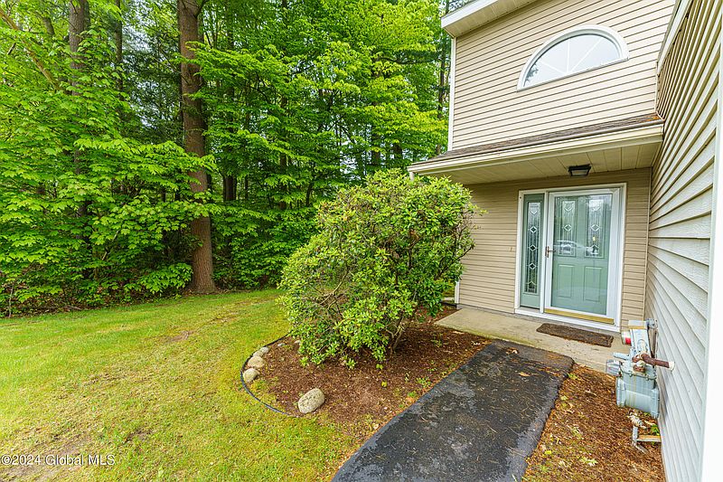 3rd image of 2024 Rosedale Way