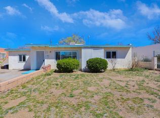 436 General Hodges St NE, Albuquerque, NM 87123