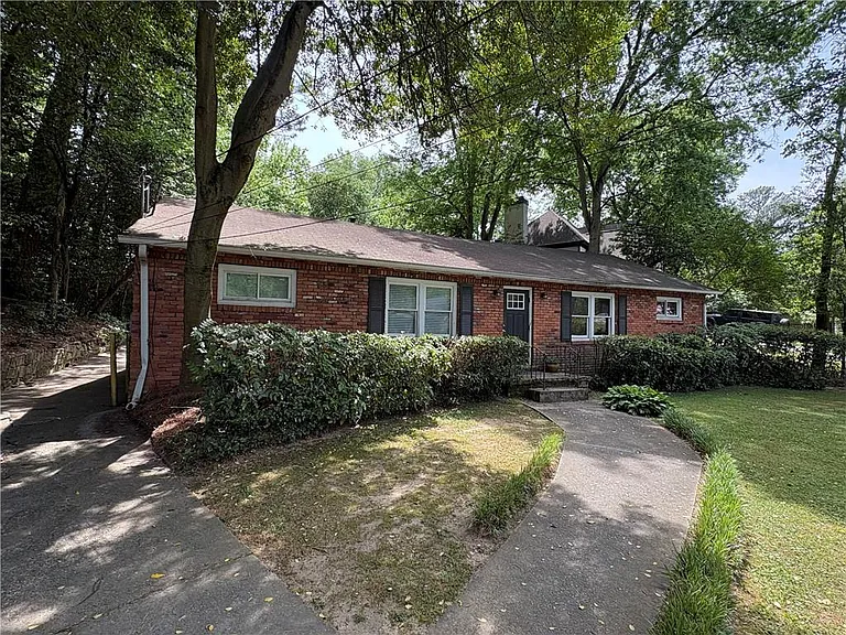 515 Allen Rd NE #A — Photo 1