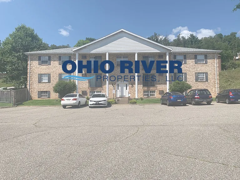 700 Northwood Ct #204 — Photo 1