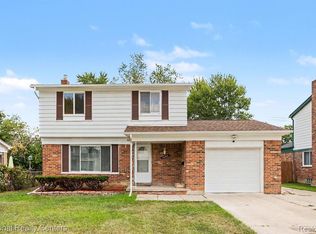 29640 Marshall St, Southfield, MI 48076