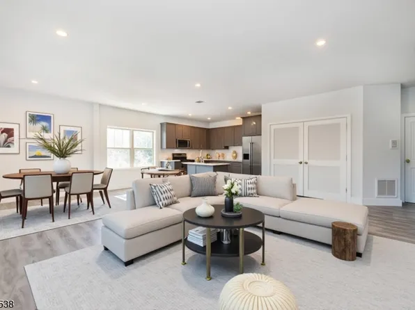 78 Barbour St #7, Haledon, NJ 07508