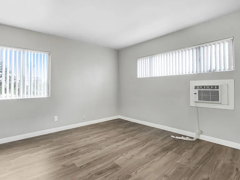 Potomac Apartments — Photo 7