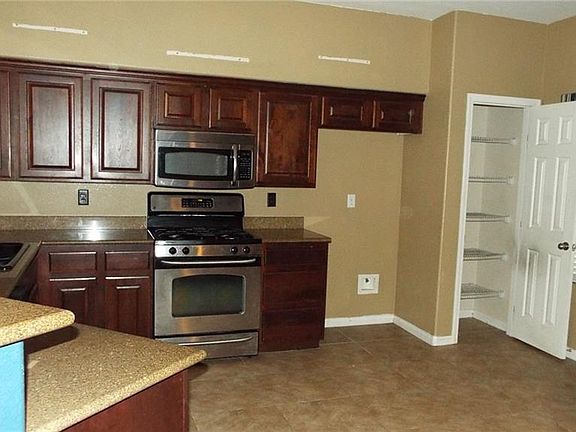 4th image of 5209 Spicebush St
