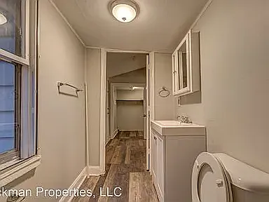 276 E Loudon Ave — Photo 13