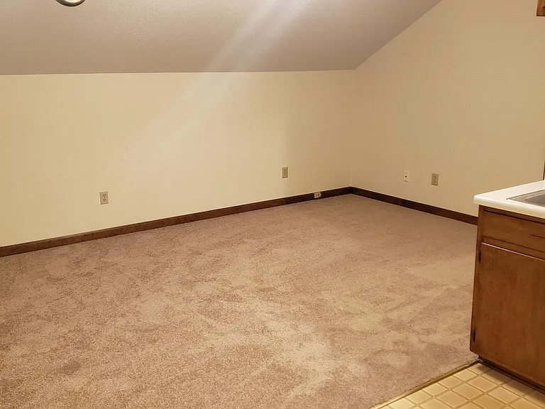 839B Sanford Rd — Photo 6