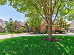 316 Heritage Ct, Edmond, OK 73025
