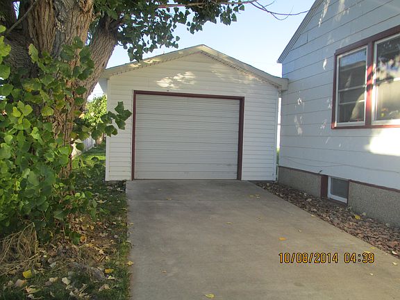 2nd image of 810 Washakie St